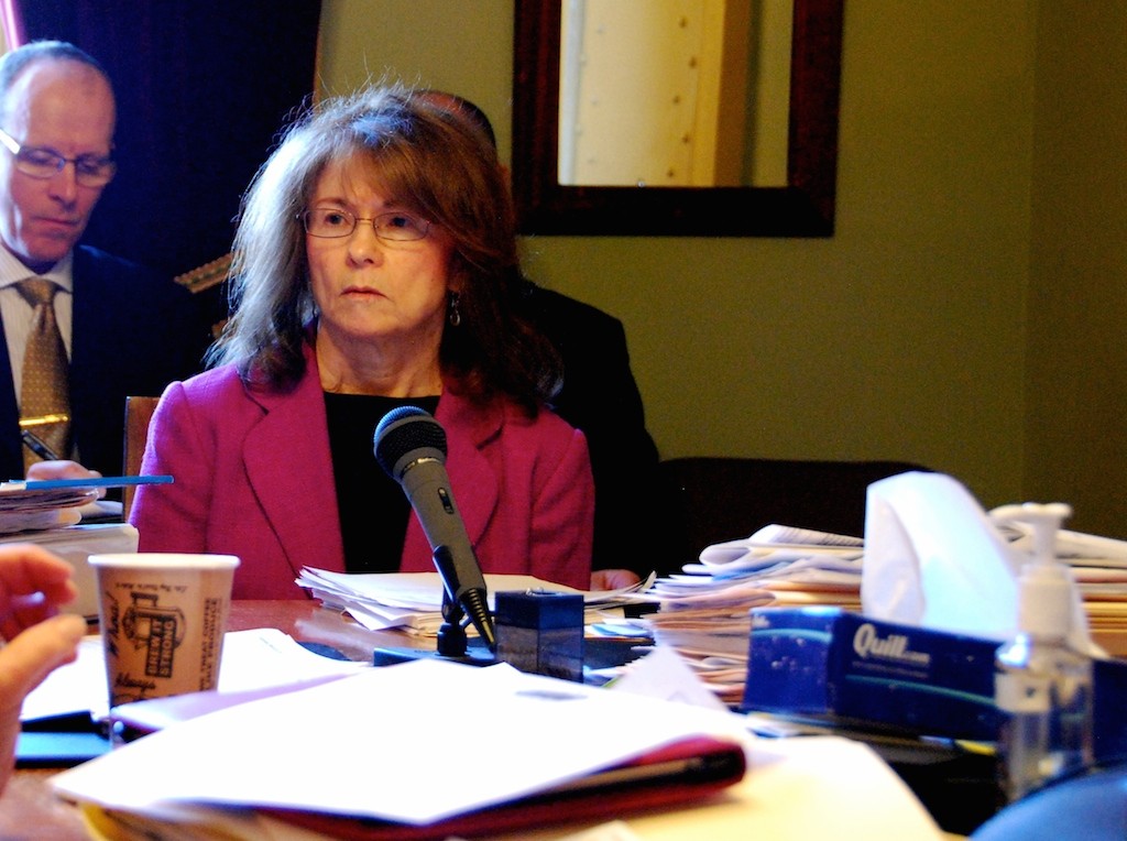 News outlets, First Amendment groups bring suit over access to court records